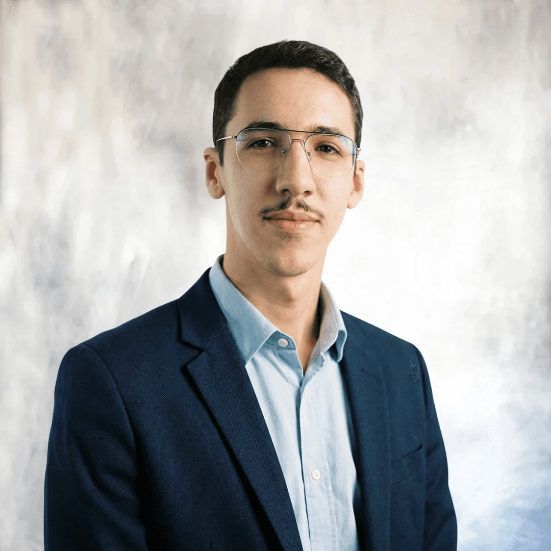 Portrait of Yassir Haouati, founder of DeGNZ Labs